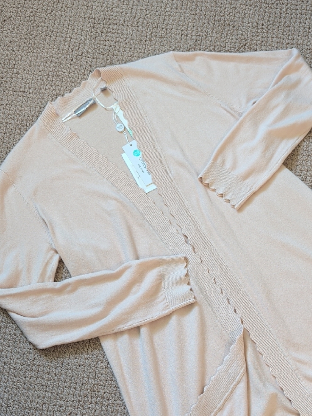 Scalloped Edge Open-Front Blush Cardigan - Picture 12 of 13